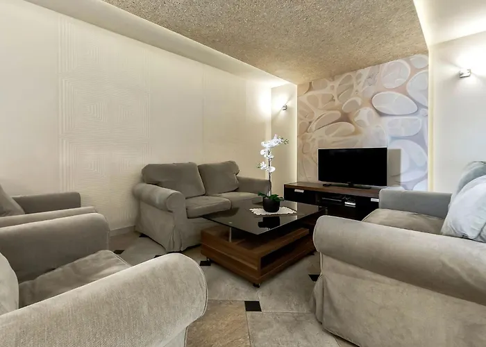 Appartamento Ocean View & Heated Pool *